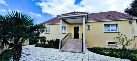 4 chambres Maison à Armeau, France No. 304761 7