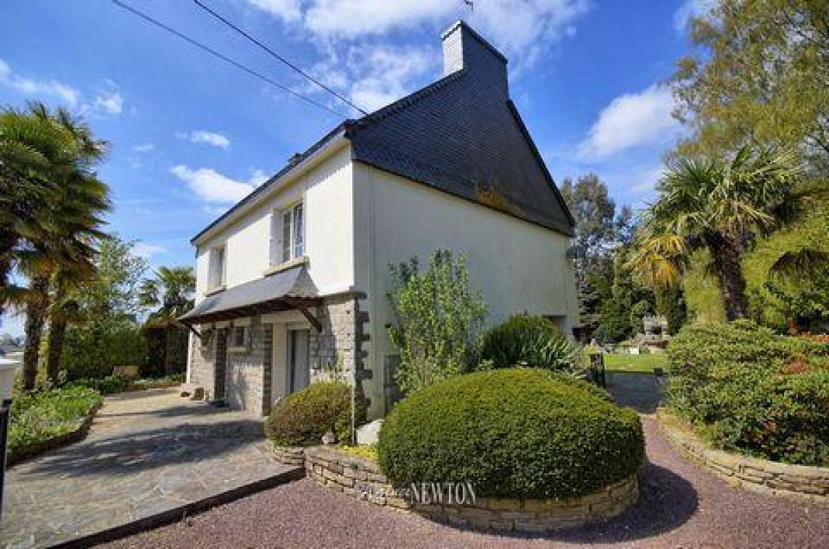 4 bedrooms House in Pontivy, France No. 5407