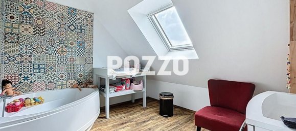 4 bedrooms House in Manche, France No. 357492 15