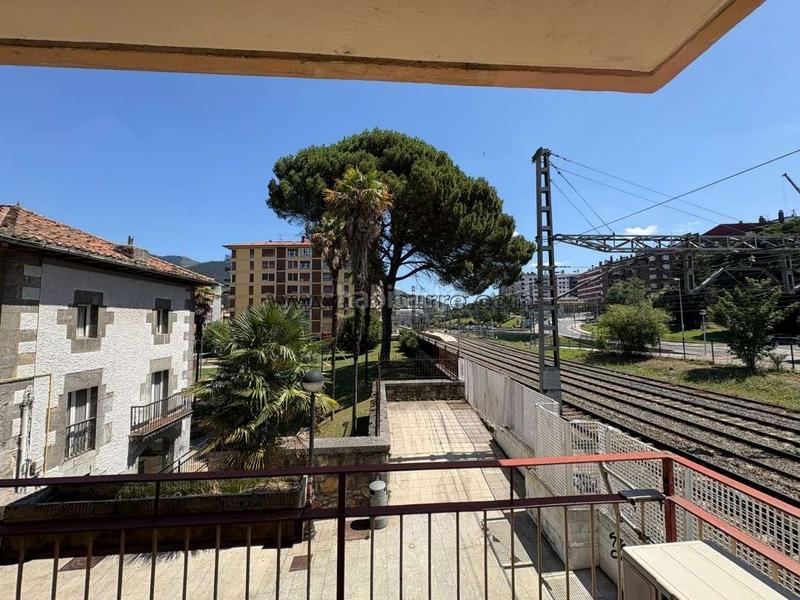 4 Schlafzimmer Wohnung in Alava, Spain, Nr. 184496