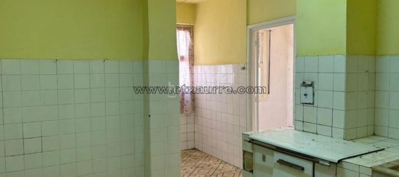 Apartamento de 4 dormitorios en Álava, Spain No. 184496 12