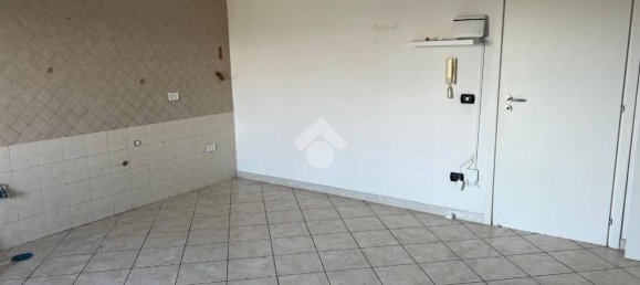 2 bedrooms Apartment in Melito di Napoli, Italy No. 82813 4