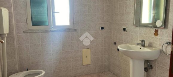 2 bedrooms Apartment in Melito di Napoli, Italy No. 82813 7