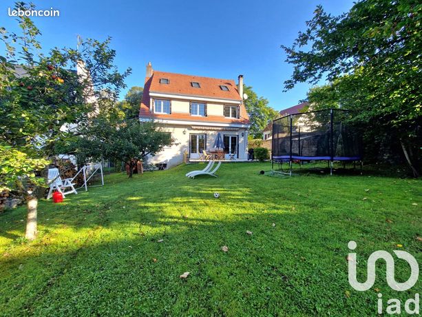 Дом с 8 комнатами в Сентри-сюр-Сен, Франция № 283372