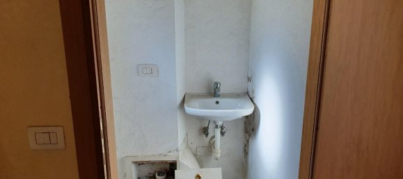 7-Zimmer Haus in San Paolo Solbrito, Italy, Nr. 112262 13