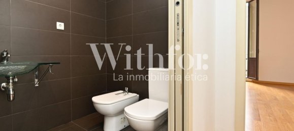 Apartamento T2 em Eixample, Spain N.º 137119 40