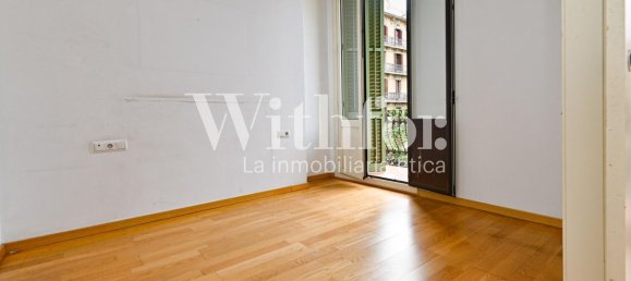 Apartamento T2 em Eixample, Spain N.º 137119 21