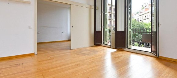 Apartamento T2 em Eixample, Spain N.º 137119 2