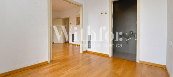 Apartamento T2 em Eixample, Spain N.º 137119 33