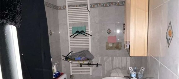 3-salle Appartement à Sovico, Italy No. 197544 3