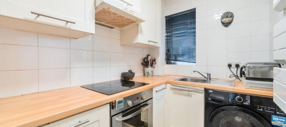 2 bedrooms Commercial property in Sutton, United Kingdom No. 13496 5