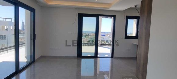 4 bedrooms Penthouse in Limassol, Cyprus No. 14101 15