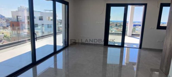 4 bedrooms Penthouse in Limassol, Cyprus No. 14101 14