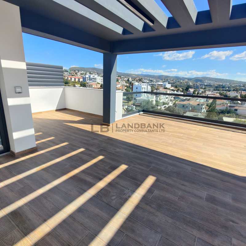 4 bedrooms Penthouse in Limassol, Cyprus No. 14101