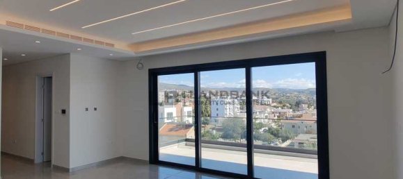 4 bedrooms Penthouse in Limassol, Cyprus No. 14101 8