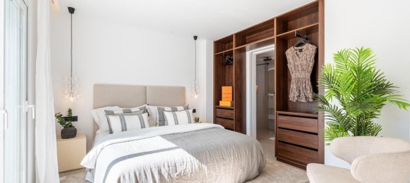 3 Schlafzimmer Wohnung in La Quinta, Spain, Nr. 143696 5