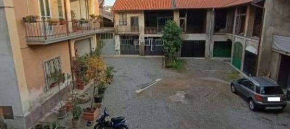 Квартира с 3 комнатами в Турате, Италия № 302286 2