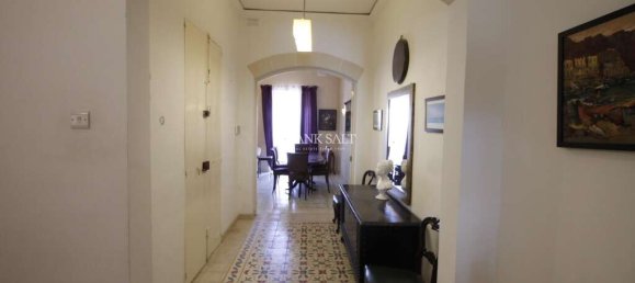 3 bedrooms Apartment in Sliema, Malta No. 9304 5