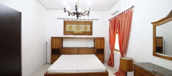 3 bedrooms Apartment in Sliema, Malta No. 9304 11