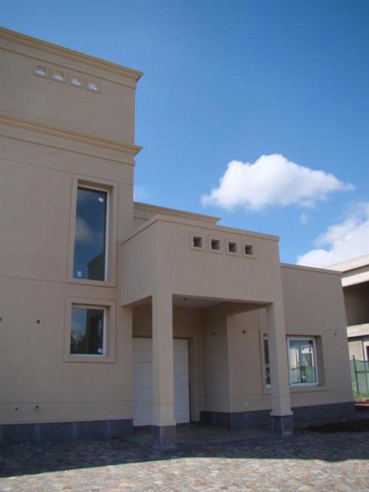 Casa T3 em Ezeiza, Argentina N.º 79377