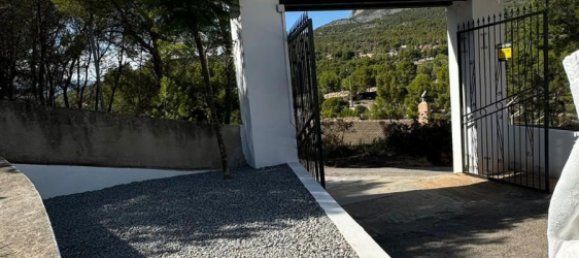 Дом с 6 спальнями в Аликанте, Испания № 89720 27