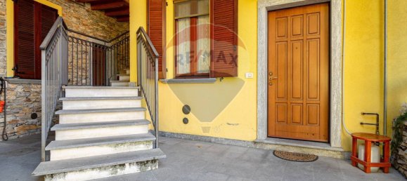 1 bedroom Apartment in Canegrate, Italy No. 327948 3