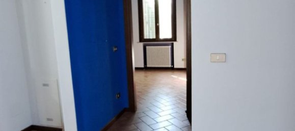 Дом с 5 спальнями в Судзара, Италия № 361230 29