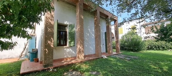 Дом с 5 спальнями в Судзара, Италия № 361230 5