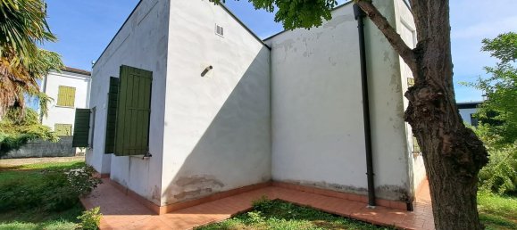 Дом с 5 спальнями в Судзара, Италия № 361230 8