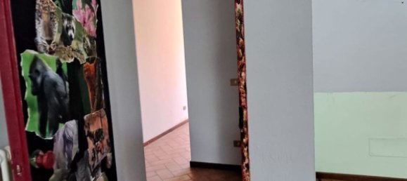 Дом с 5 спальнями в Судзара, Италия № 361230 27