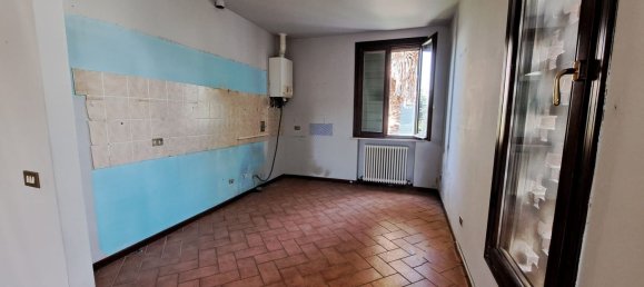 Дом с 5 спальнями в Судзара, Италия № 361230 28