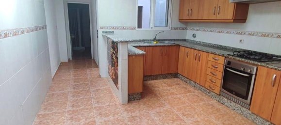 3 bedrooms Villa in Valencia, Spain No. 184683 5