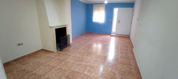 3 bedrooms Villa in Valencia, Spain No. 184683 2