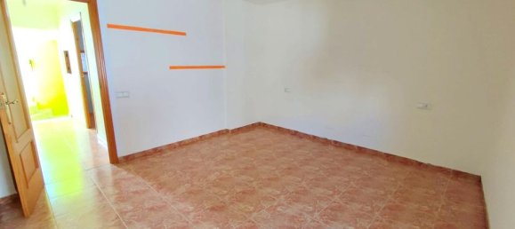 3 bedrooms Villa in Valencia, Spain No. 184683 11