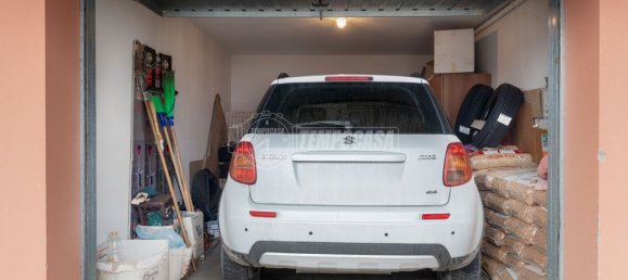 Apartamento de 2 dormitorios en Montese, Italy No. 67926 18