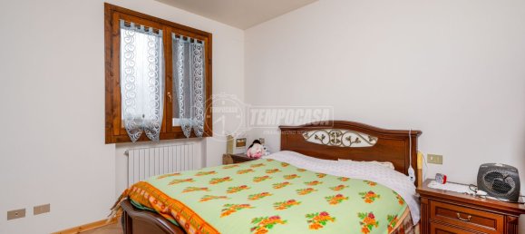 Apartamento de 2 dormitorios en Montese, Italy No. 67926 10