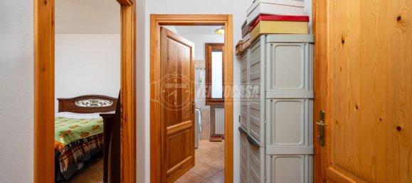Apartamento de 2 dormitorios en Montese, Italy No. 67926 9