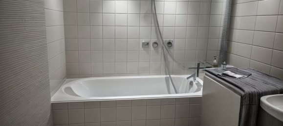 2 chambres Appartement à Meurthe-et-Moselle, France No. 212079 4