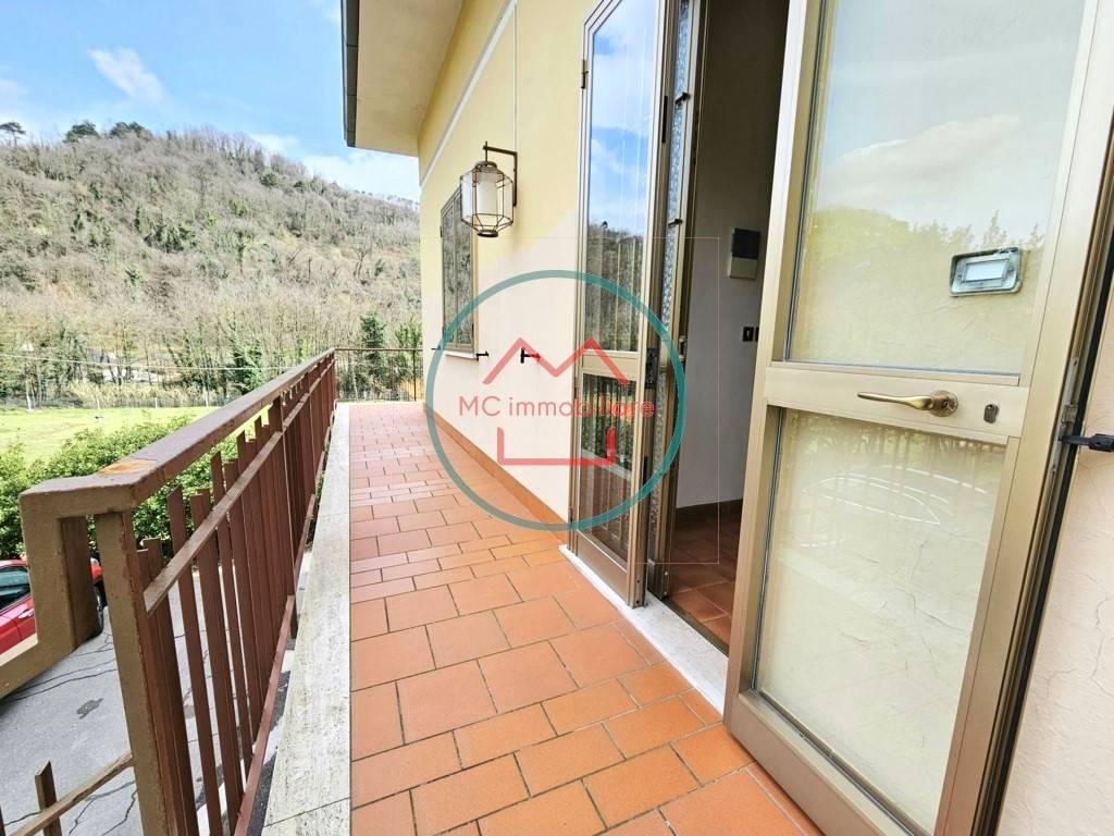 4-salle Appartement à Montecatini Terme, Italy No. 75272