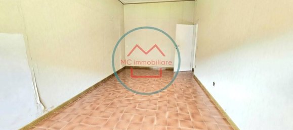 4-salle Appartement à Montecatini Terme, Italy No. 75272 11