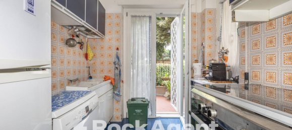 2 chambres Appartement à Rome, Italy No. 264256 8