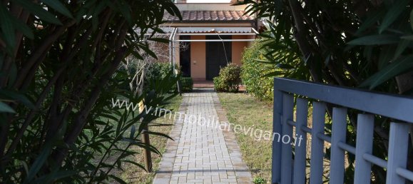 4 rooms Apartment in Orbetello, Italy No. 43949 2