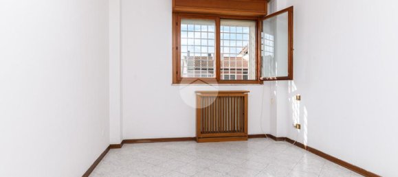 3 غرف نوم شقة في Rome, Italy رقم 167613 28