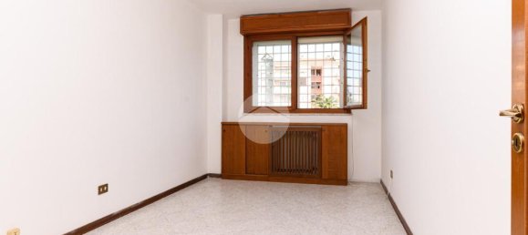 3 غرف نوم شقة في Rome, Italy رقم 167613 27