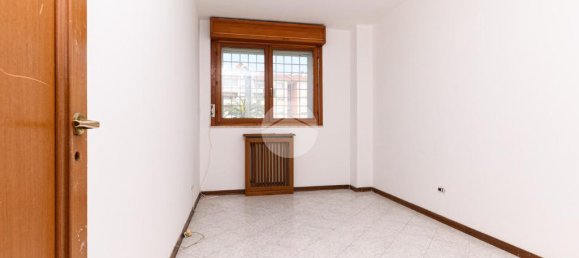 3 غرف نوم شقة في Rome, Italy رقم 167613 19