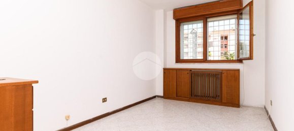 3 غرف نوم شقة في Rome, Italy رقم 167613 30