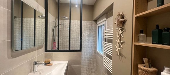 4 bedrooms House in Pontoise, France No. 189629 10