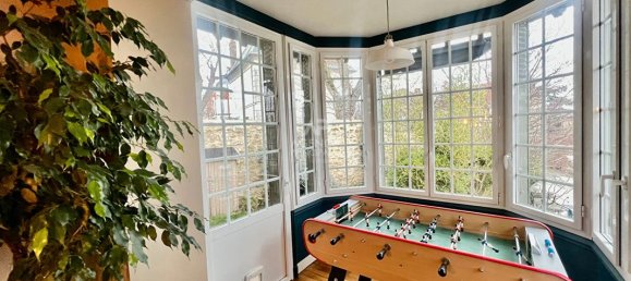 4 bedrooms House in Pontoise, France No. 189629 5