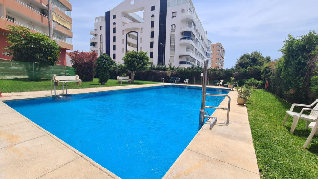2 bedrooms Apartment in Fuengirola, Spain No. 185419