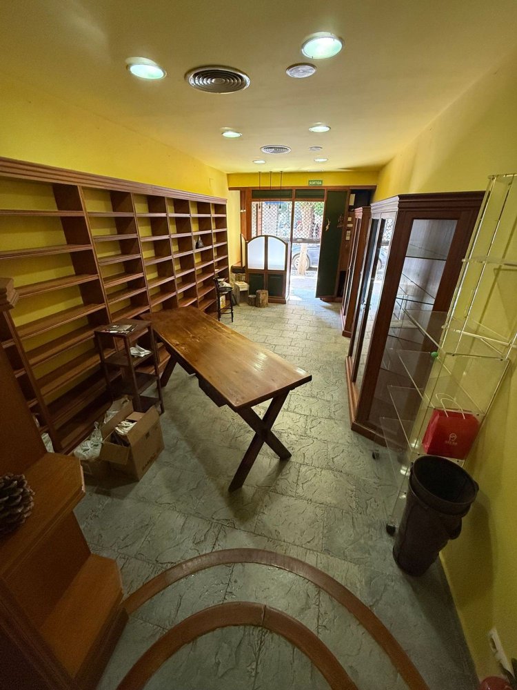 Коммерческая недвижимость 60м² в Реус, Испания № 149507